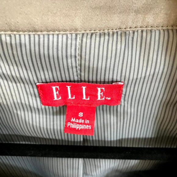 ELLE Trench Coat with ruffle detailing NWOT - Picture 8 of 8